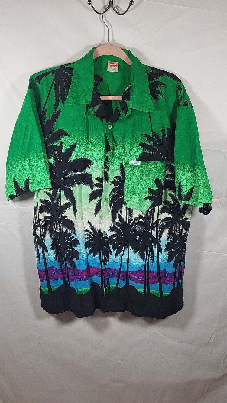 Vintage Dorsett Tee's Bahamas Green Palm Tree All Over Print Hawaiian Beachware
